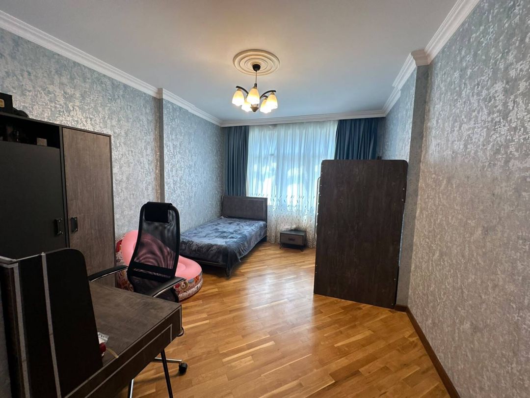 Satılır 4 otaqlı yeni tikili 190 m² — Mənzil, Bakı (8)