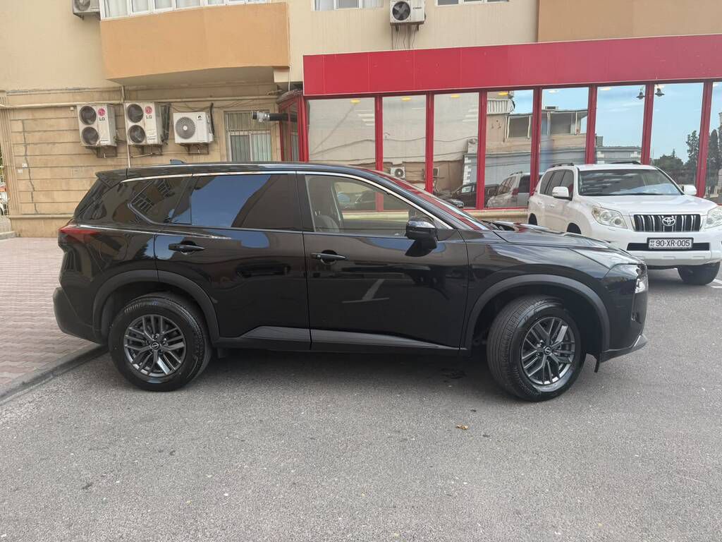 Nissan X-Trail, 2.5 L, 2024 il, 9 600 km — Avtomobillər, Bakı (4)