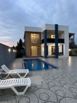 İcarəyə verilir 5 otaqlı həyət evi/bağ evi 250 m² — Real estate