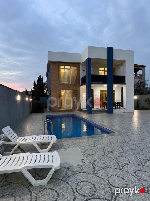İcarəyə verilir 5 otaqlı həyət evi/bağ evi 250 m²