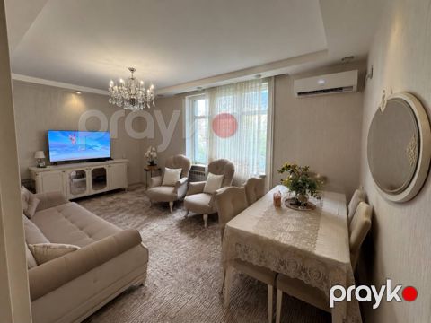Satılır 2 otaqlı köhnə tikili 60 m²