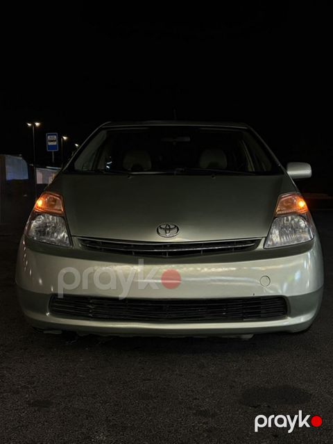Toyota Prius (2-ci nəsil) hibrid hetçbek - Gümüş/boz rəngli kuzov, 5