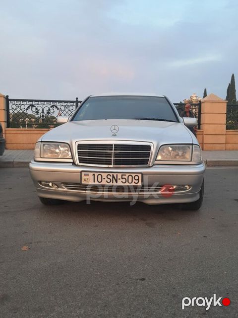 Mercedes C 180, 1.8 L, 1996 il, 350 000 km