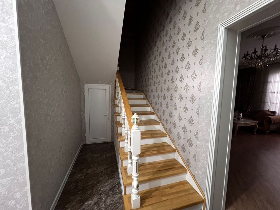 Satılır 4 otaqlı həyət evi/bağ evi 210 m² — Ev, villa, Bakı (9)