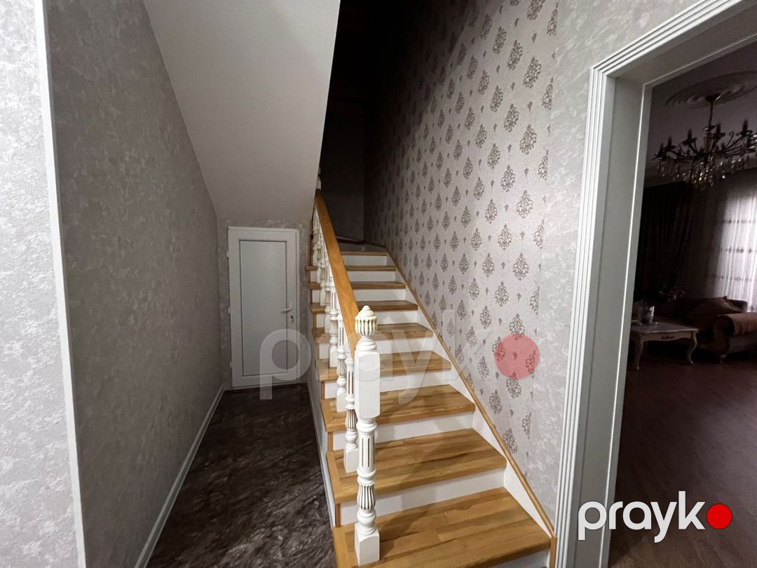 Satılır 4 otaqlı həyət evi/bağ evi 210 m² — Ev, villa, Bakı (9)