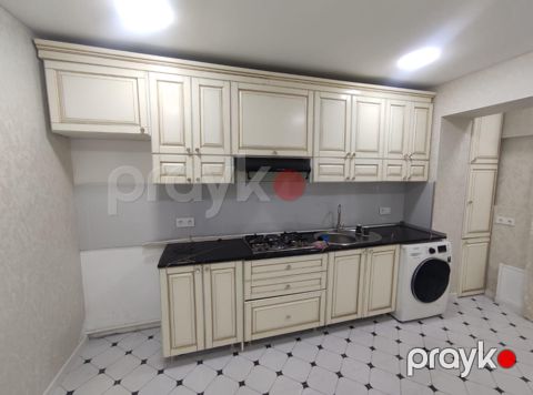 2-otaqlı mənzil kirayə verilir, Koroğlu m., 60 m²
