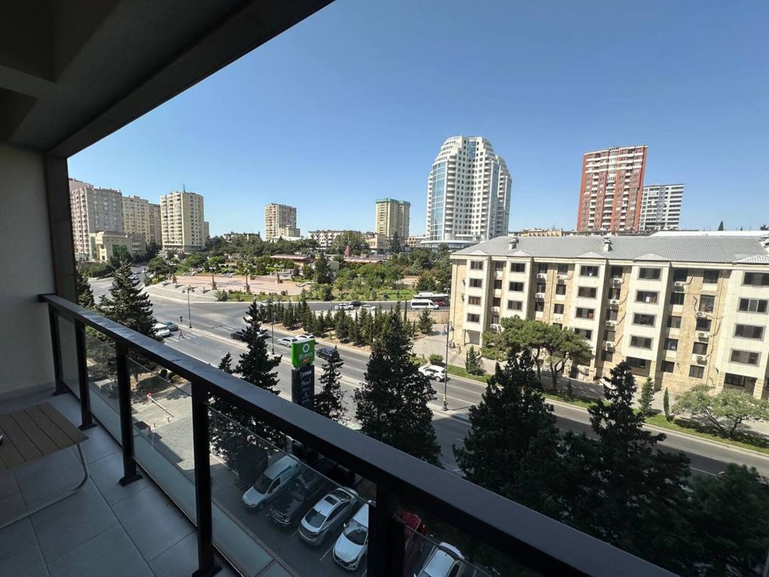 Satılır 4 otaqlı yeni tikili 185 m² — Mənzil, Bakı (4)