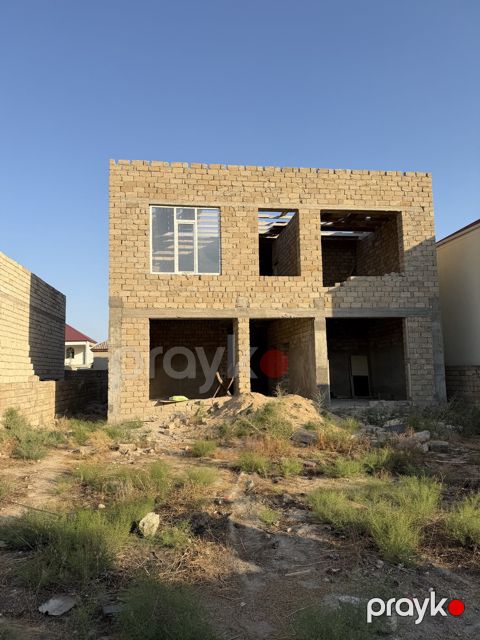 Satılır 5 otaqlı həyət evi/bağ evi 240 m²