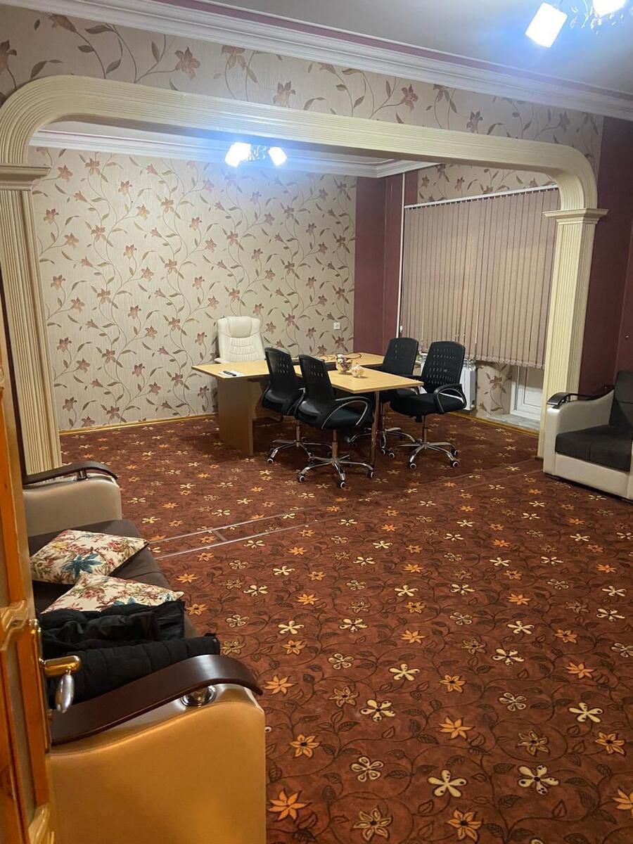İcarəyə verilir 5 otaqlı köhnə tikili 120 m² — Mənzil, Bakı (7)