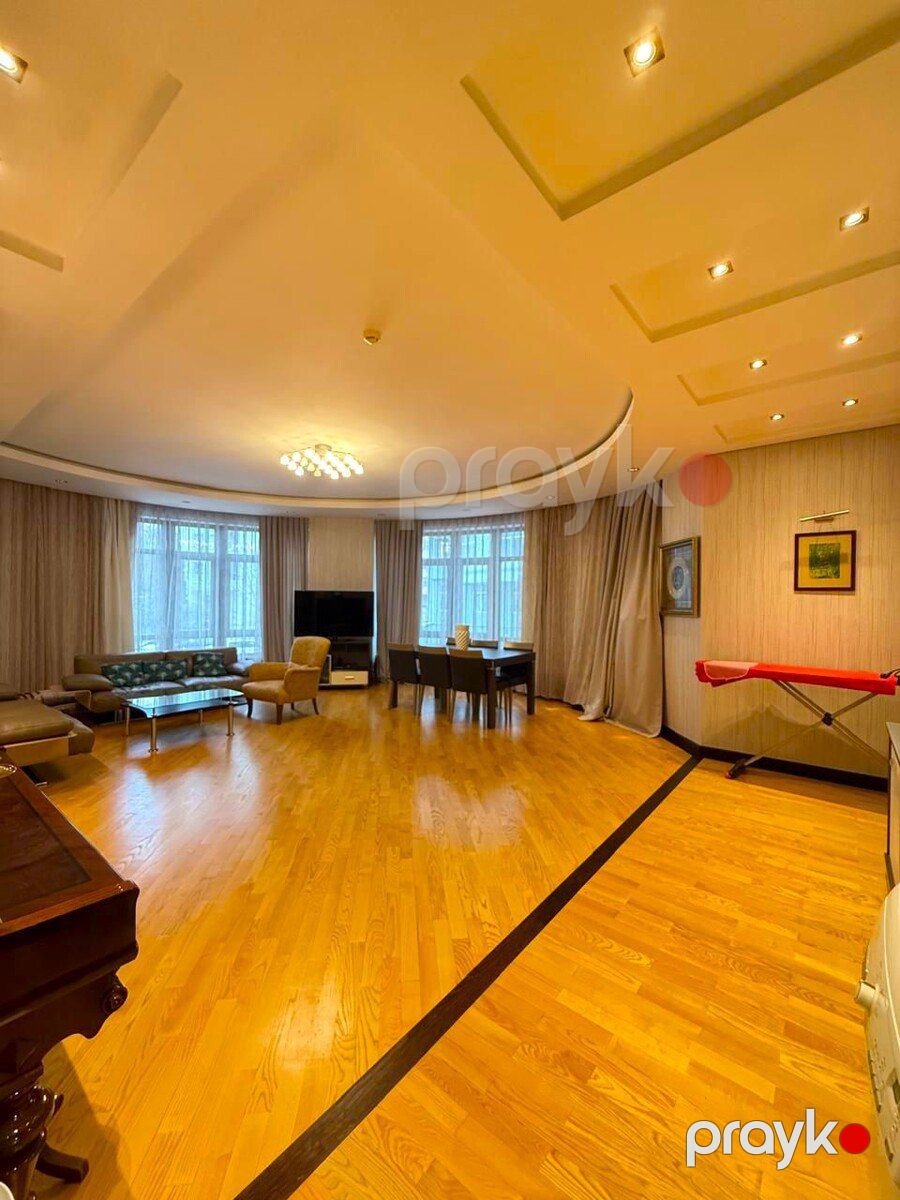 Satılır 4 otaqlı yeni tikili 240 m² — Mənzil, Bakı (2)