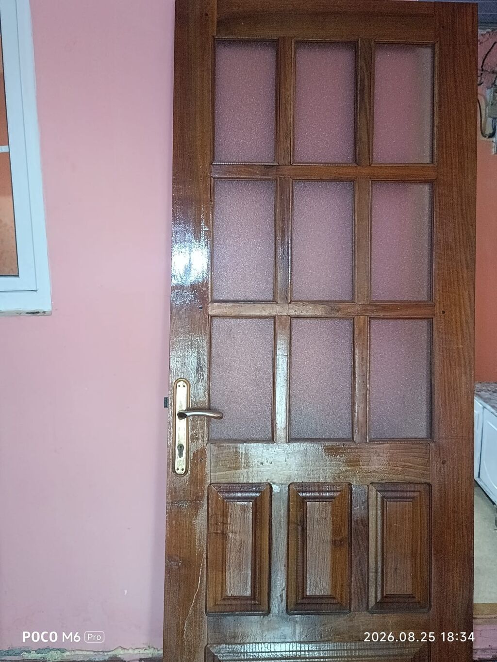 Taxta şüşəli qapılar - Material: təbii ağac (daş-şəkilli naxışlı) — Mallar, Bakı (4)