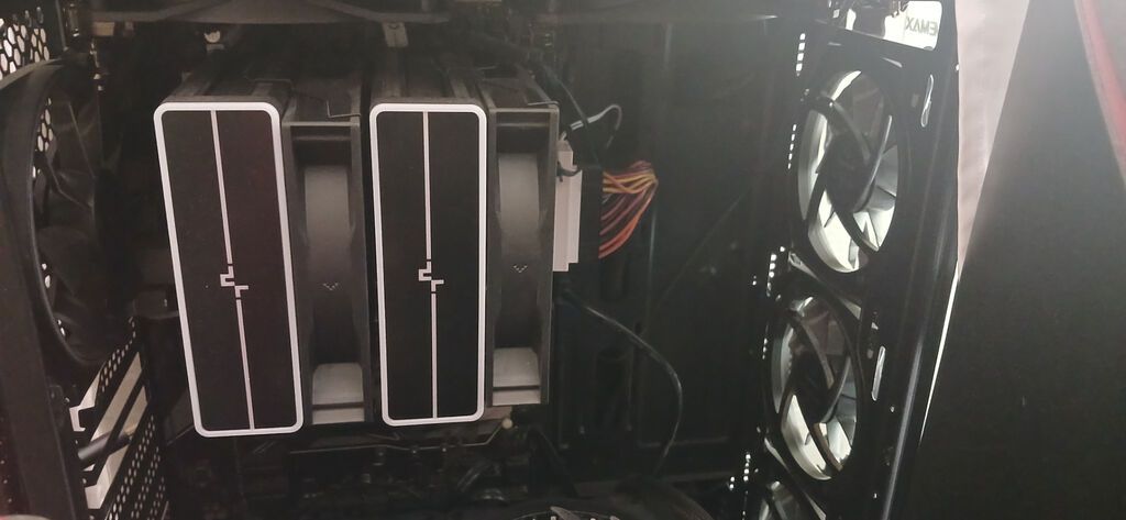 Характеристики ПК: Процессор: INTEL I7 8700. Материнская плата: ASUS — Elektronika, Bakı