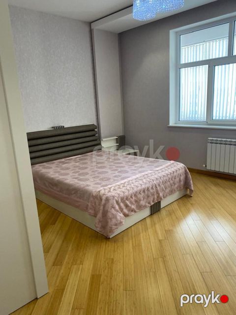 İcarəyə verilir 3 otaqlı yeni tikili 150 m²