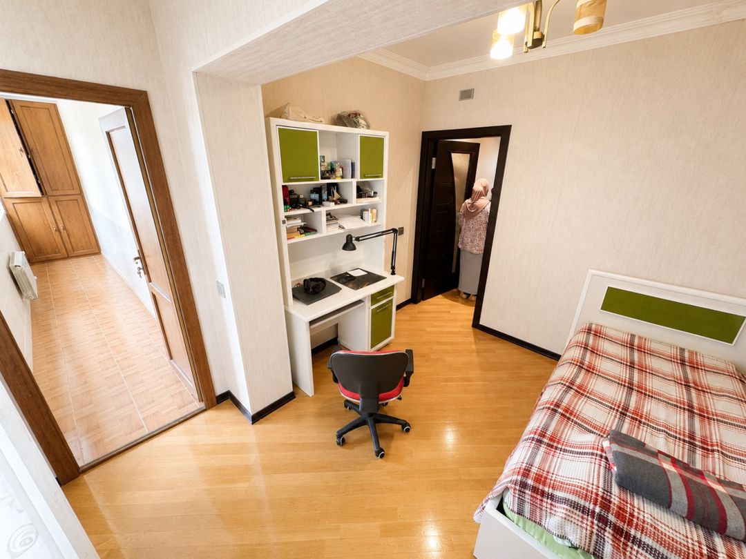 Satılır 5 otaqlı köhnə tikili 120 m² — Mənzil, Bakı (8)