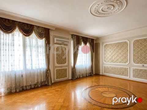 Satılır 3 otaqlı yeni tikili 140 m²