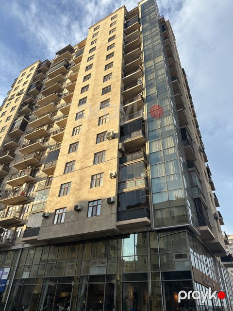 Satılır 4 otaqlı yeni tikili 170 m²