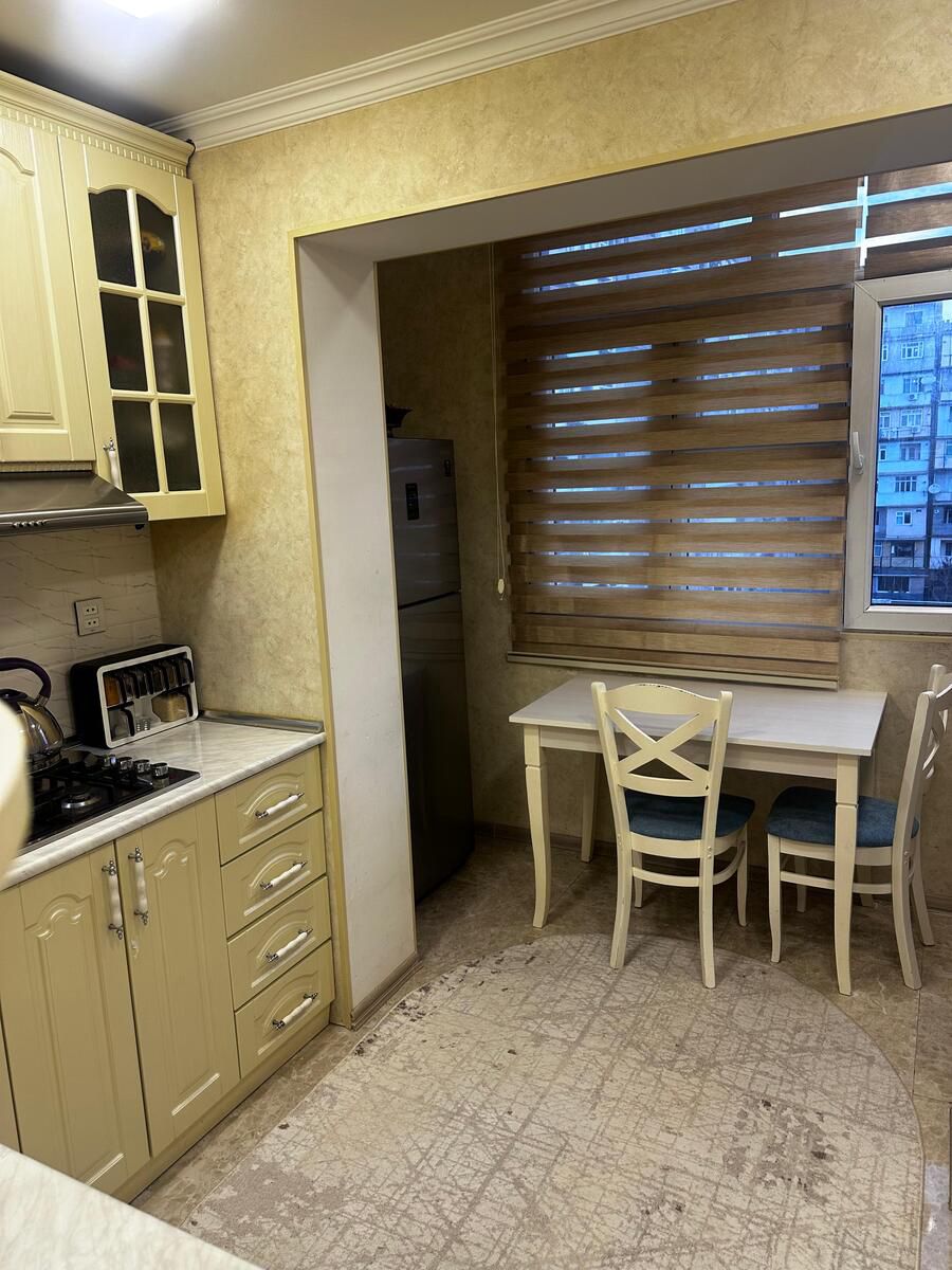 Satılır 4 otaqlı köhnə tikili 110 m² — Mənzil, Bakı (10)