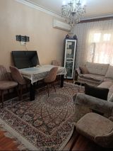 Satılır 2 otaqlı köhnə tikili 47 m² — Apartment