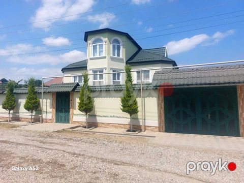 Satılır 10 otaqlı həyət evi/bağ evi 230 m²