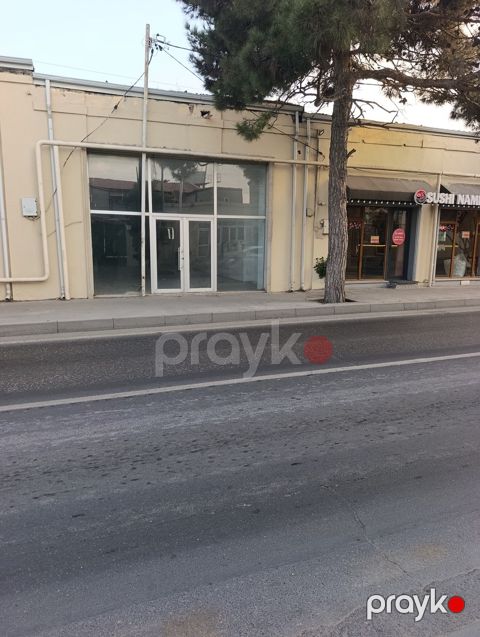 Satılır obyekt 240 m²