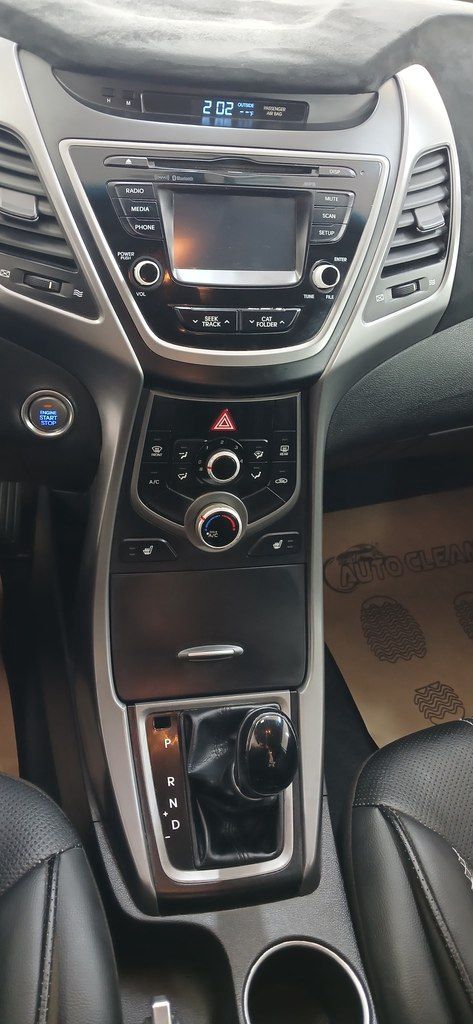 Hyundai Elantra, 1.8 L, 2015 il, 217 187 km — Avtomobillər, Bakı (11)