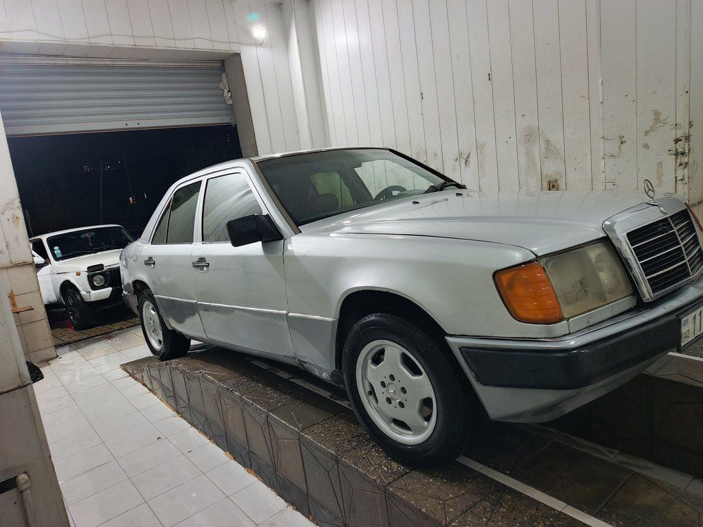 Mercedes 200 E, 2.0 L, 1992 il, 356 854 km — Avtomobillər, Bakı (5)