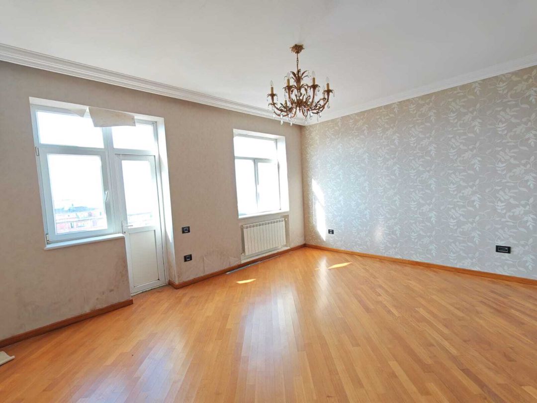 Satılır 6 otaqlı yeni tikili 310 m² — Mənzil, Bakı (7)