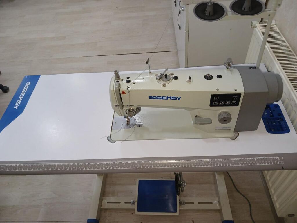 Segemsy sənaye tikiş maşını – bir iynəli, düz tikiş üçün. İnteqrə — Elektronika, Bakı (2)