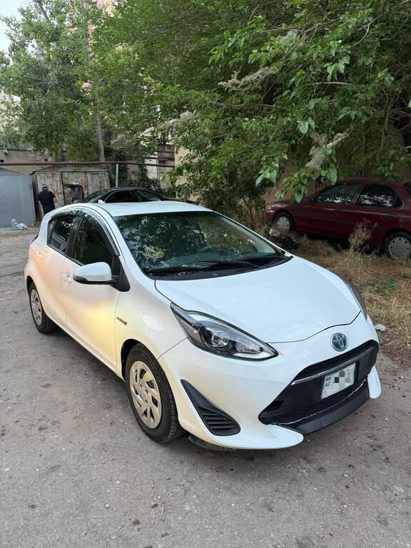 Toyota Aqua, 1.5 L, 0.87 kWh, 2017 il, 202 000 km — Avtomobillər, Bakı (5)