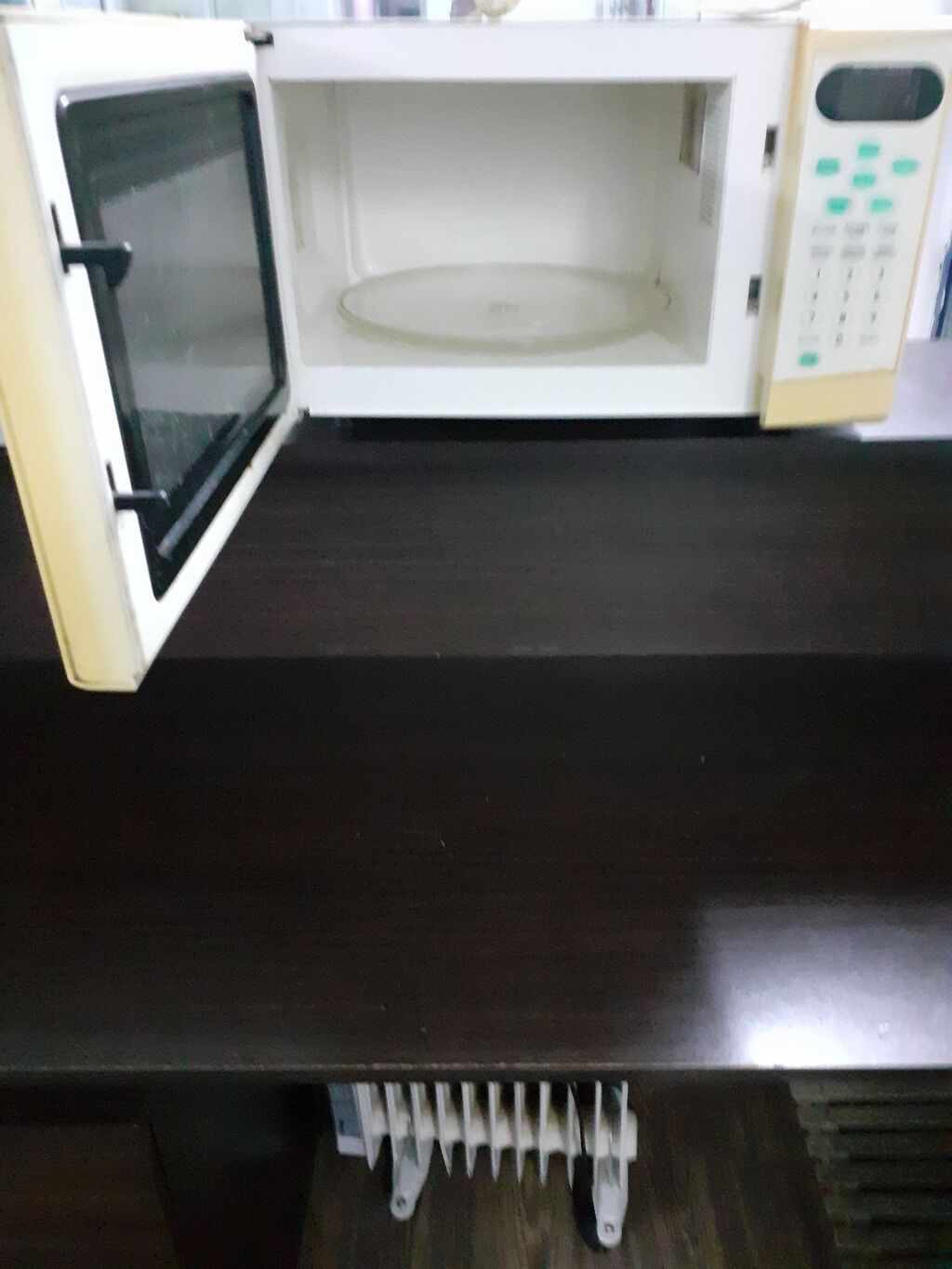 Sanyo mikrodalğalı soba - Rəqəmsal idarəetmə paneli və LED ekran - Ön — Mikrodalğalı sobalar, Digah (3)