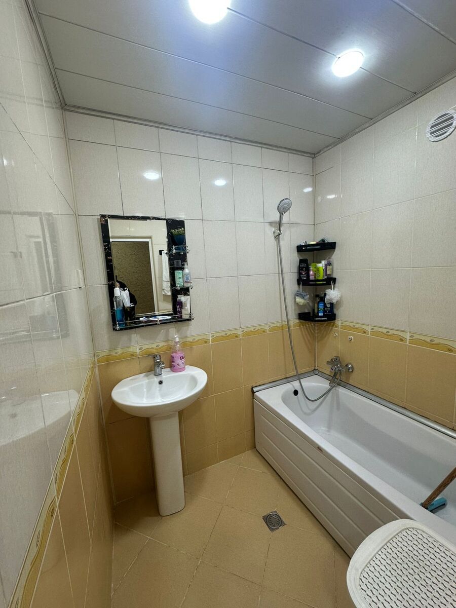 Satılır 4 otaqlı köhnə tikili 100 m² — Mənzil, Bakı (9)