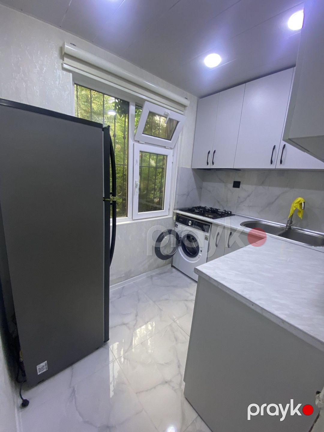 İcarəyə verilir 2 otaqlı köhnə tikili 60 m² — Mənzil, Bakı (11)
