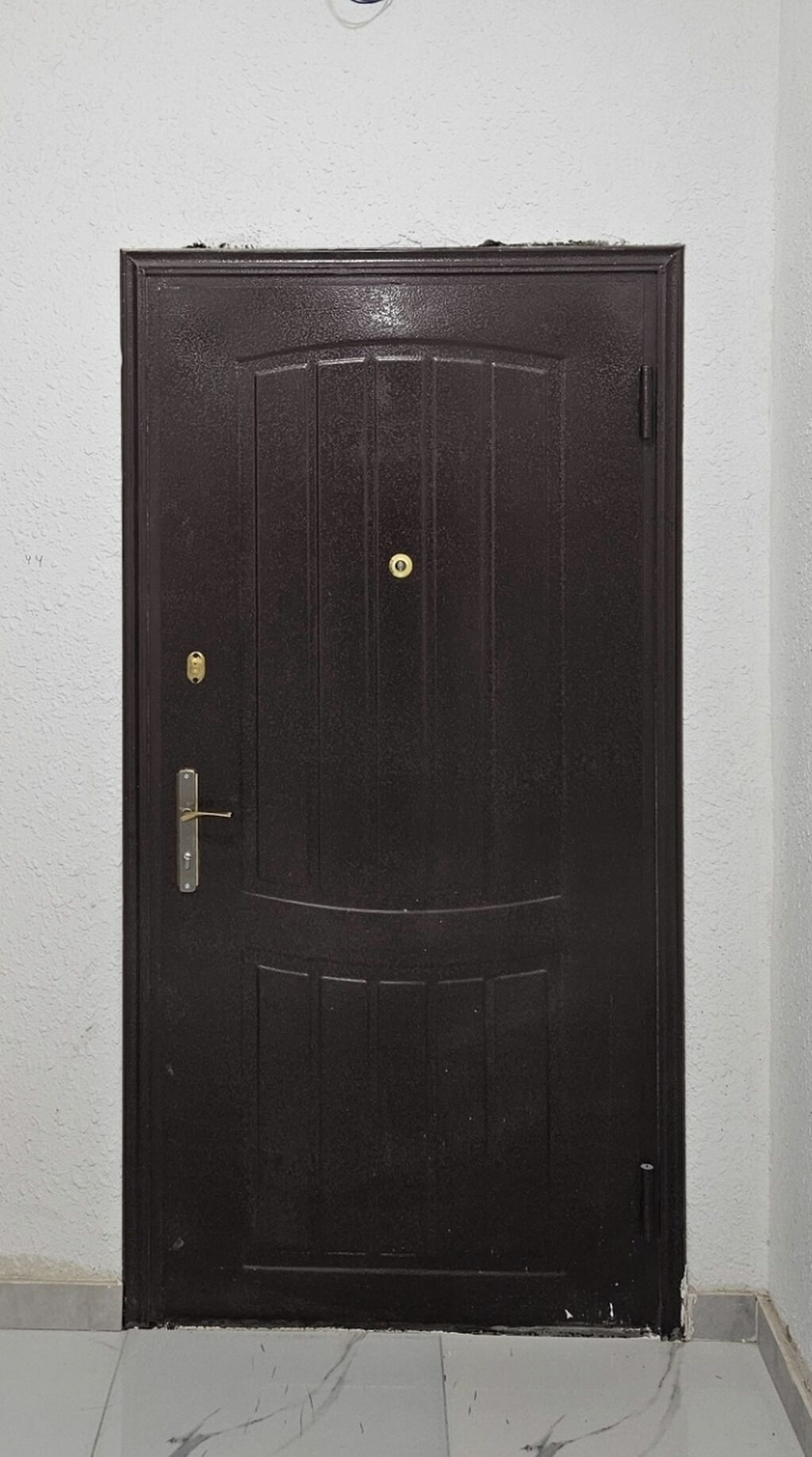 Metalı giriş qapısı Hündürlük 205/ eni -1 metr. - Material — Mallar, Bakı