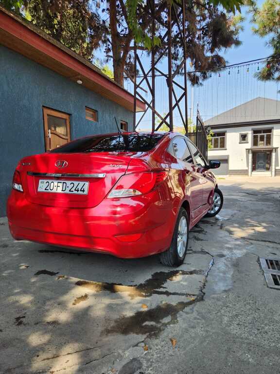 Hyundai Accent, 1.4 L, 2015 il, 97 000 km — Avtomobillər, Gəncə (3)
