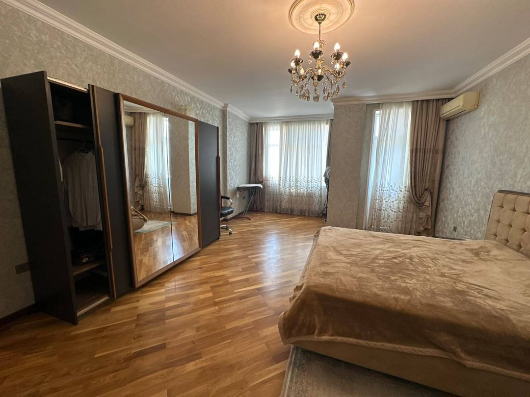 Satılır 4 otaqlı yeni tikili 190 m² — Mənzil, Bakı (7)