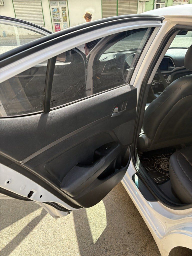 Hyundai Avante, 1.6 L, 2016 il, 115 638 km — Avtomobillər, Bakı (11)