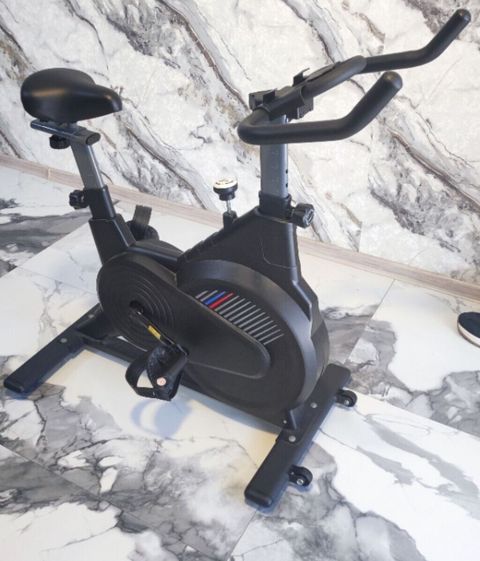 Stasionar velosiped – ev və ofis üçün kardio məşq avadanlığı — Спорт и отдых