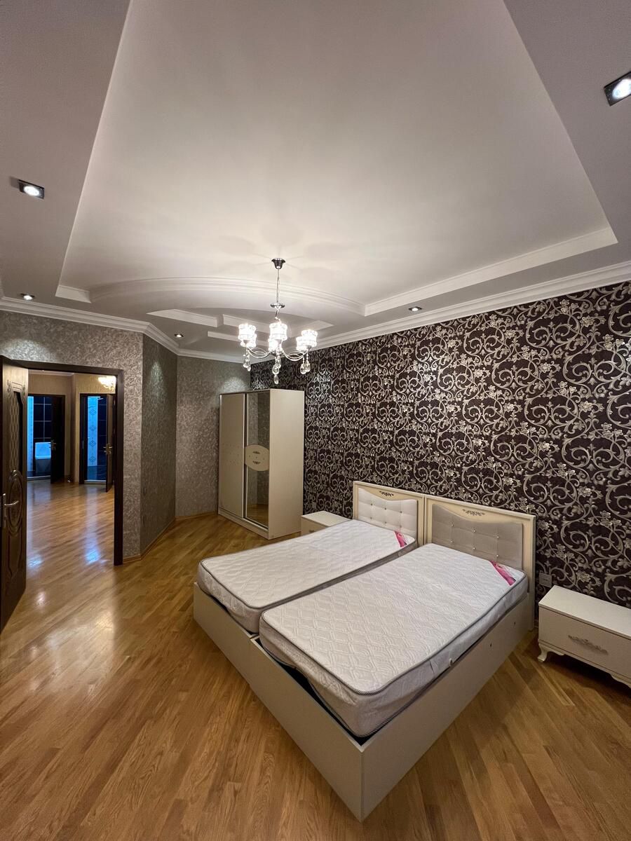 Satılır 4 otaqlı yeni tikili 165 m² — Mənzil, Bakı (8)