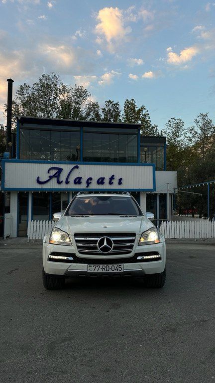 Mercedes GL 550 4MATIC, 5.5 L, 2010 il, 99 600 km — Avtomobillər, Bakı