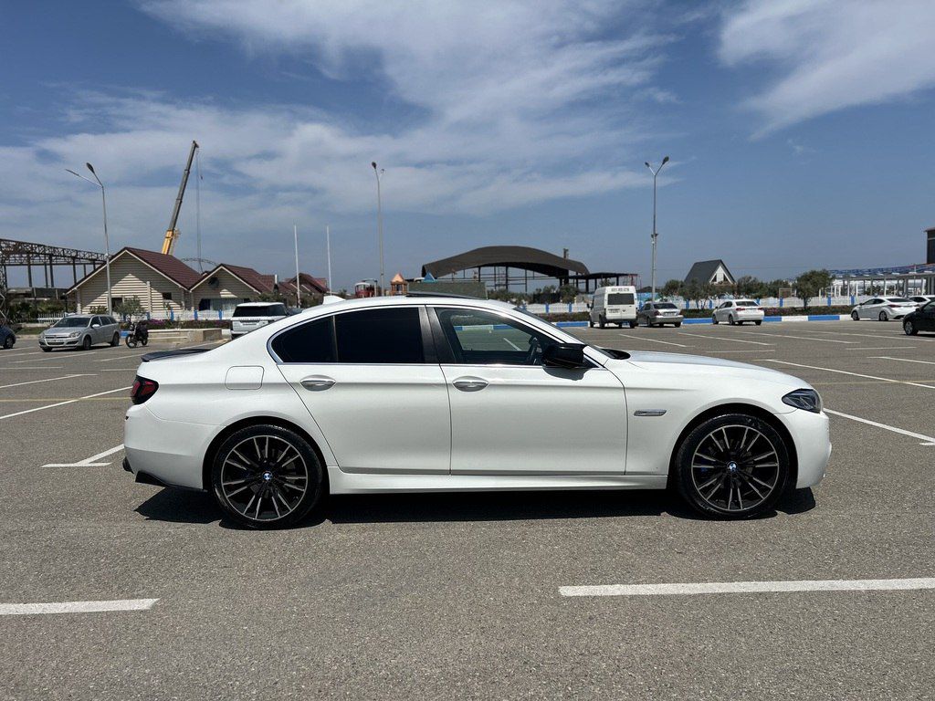 BMW 528, 2.0 L, 2012 il, 235 000 km — Avtomobillər, Bakı (4)