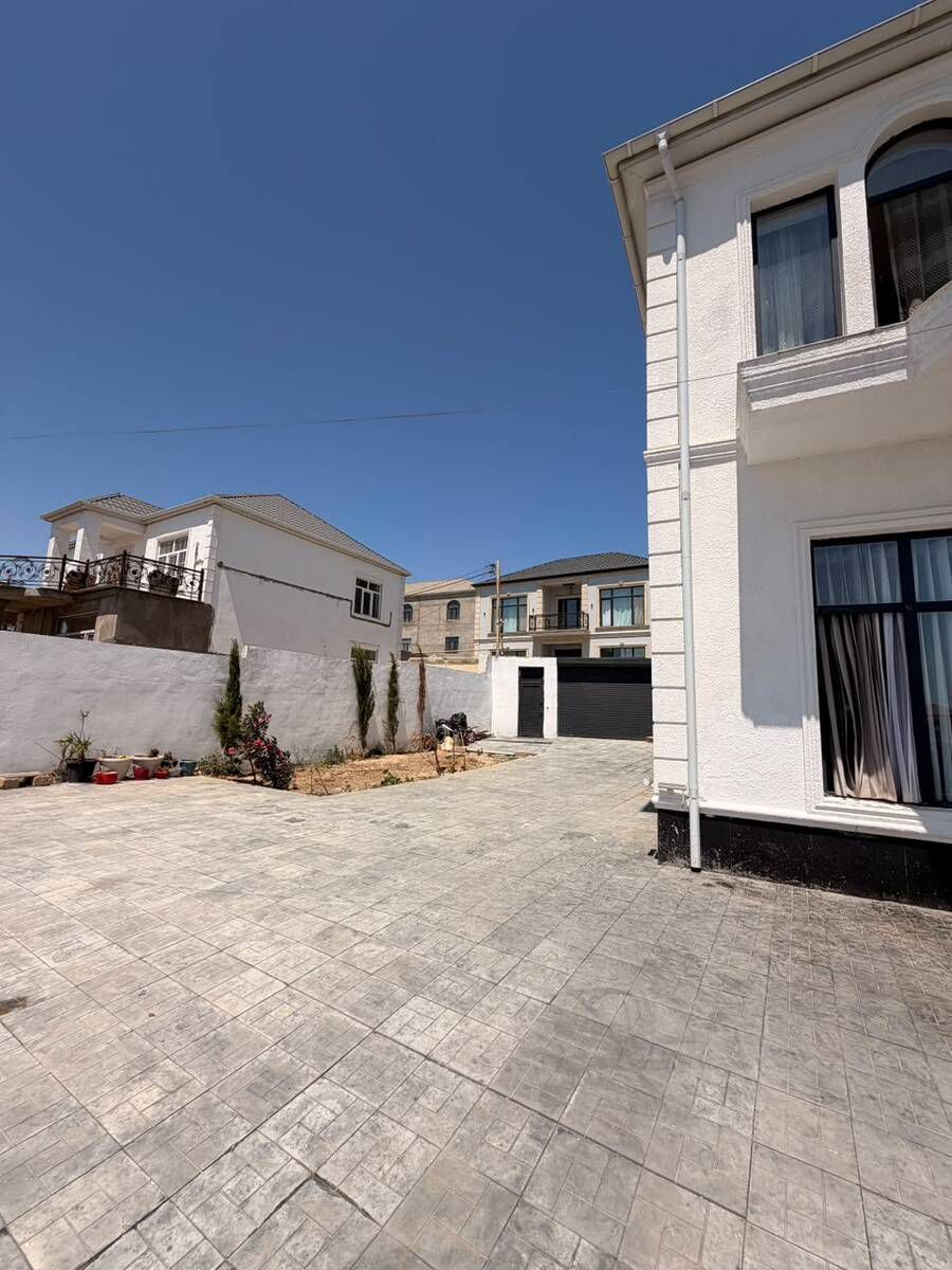 Satılır 5 otaqlı həyət evi/bağ evi 200 m² — Ev, villa, Bakı (2)