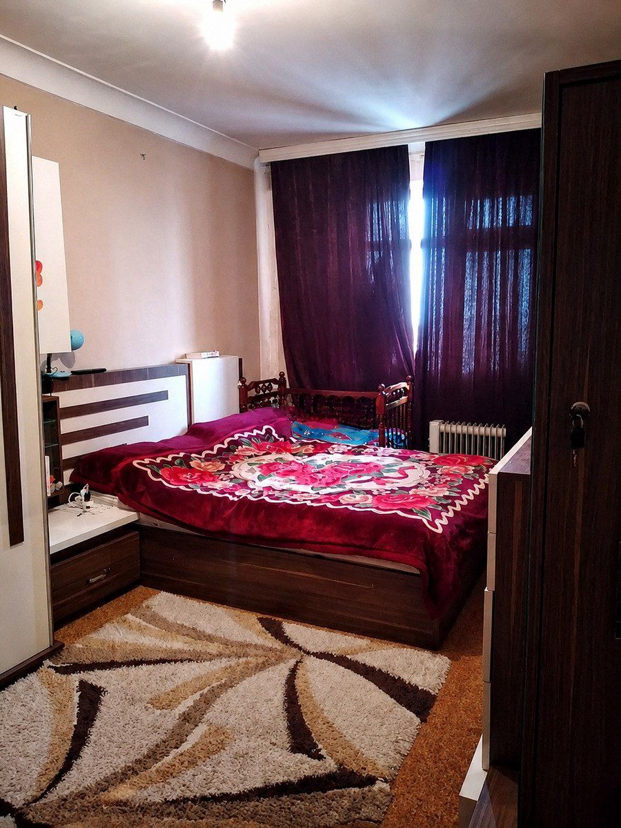 Satılır 4 otaqlı köhnə tikili 100 m² — Mənzil, Bakı (3)