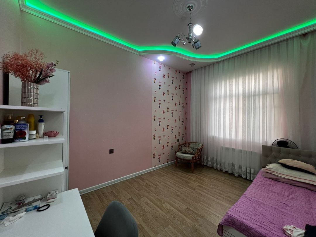 Satılır 4 otaqlı həyət evi/bağ evi 210 m² — Ev, villa, Bakı (6)