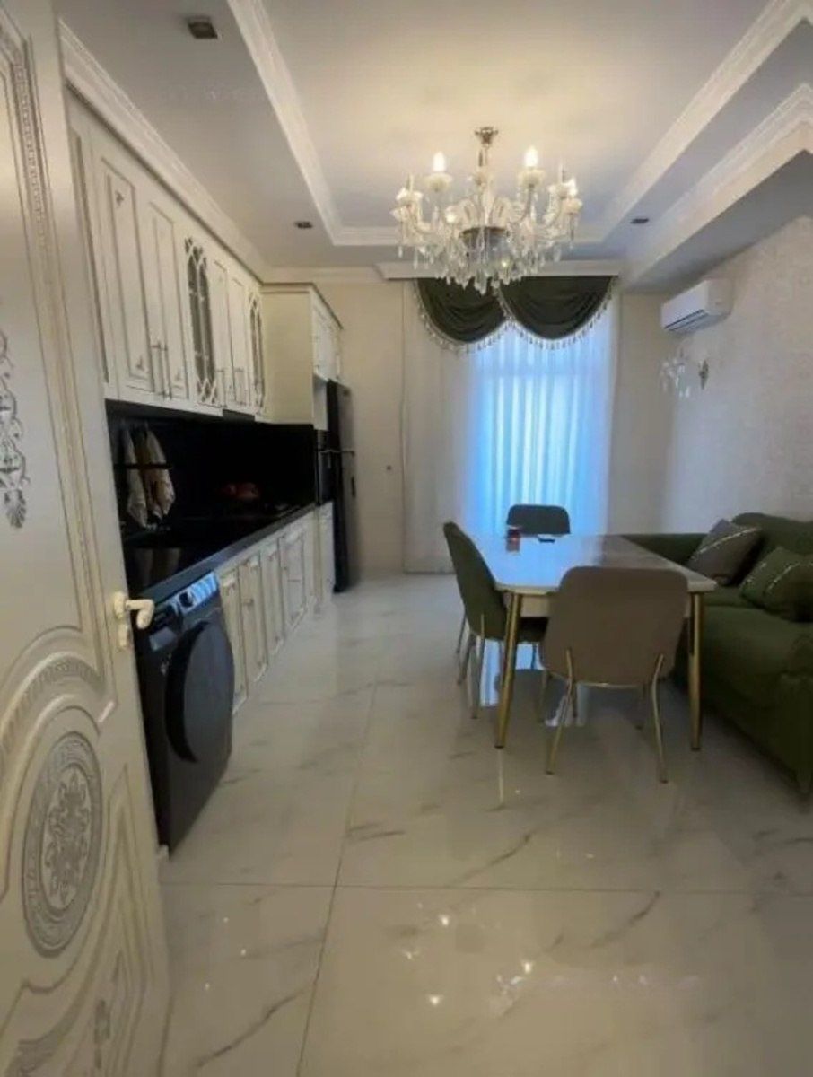 Satılır 4 otaqlı yeni tikili 185 m² — Mənzil, Bakı (7)