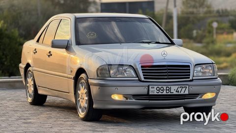 Mercedes C 200, 2.0 L, 1999 il, 500 000 km