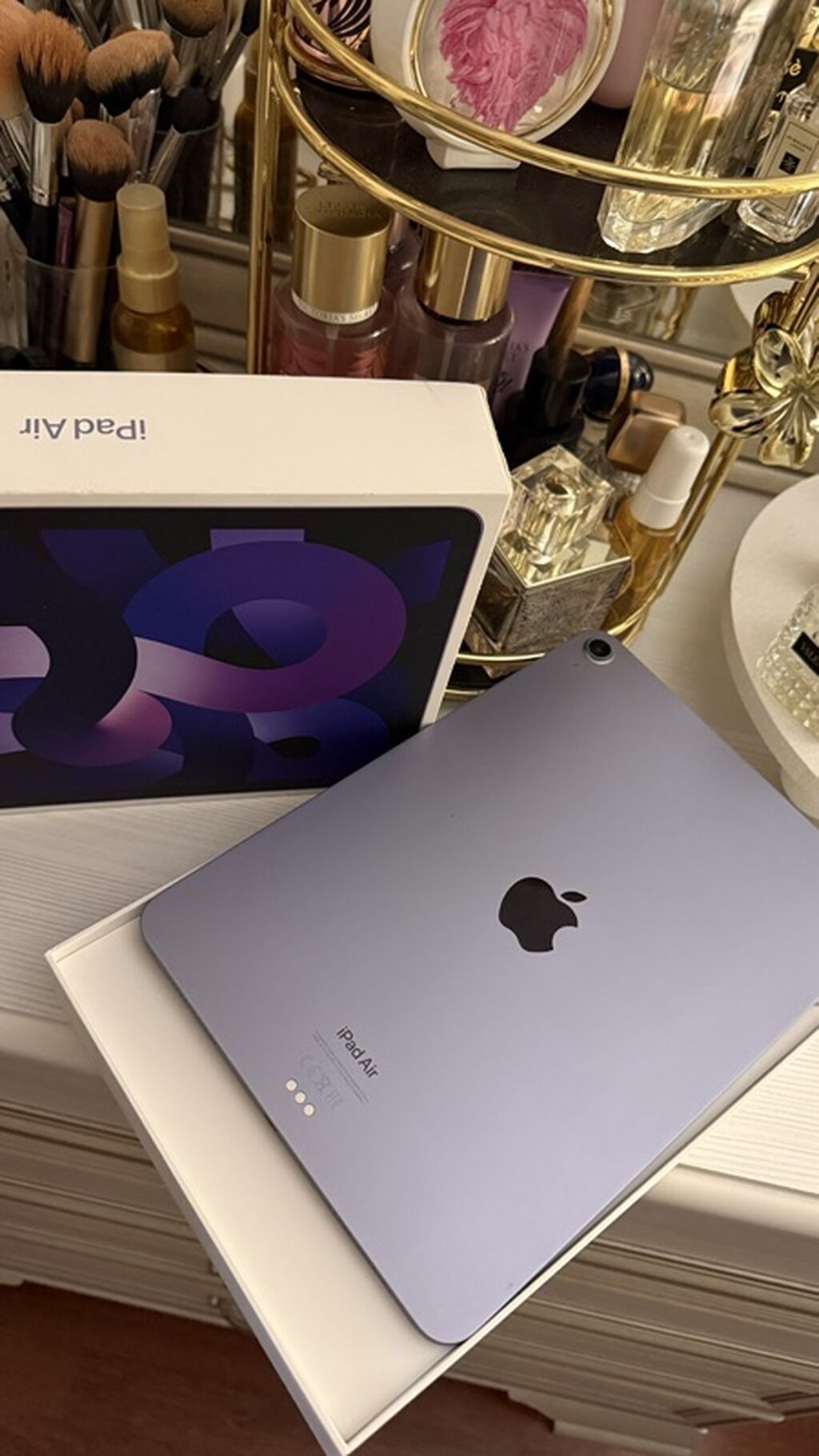 Apple iPad Air (5-ci nəsil) – bənövşəyi rəng - 10.9" Liquid Retina — Elektronika, Bakı