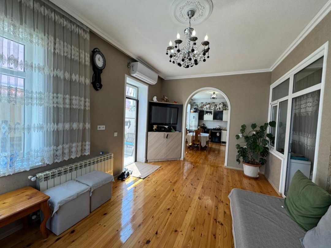 Satılır 4 otaqlı həyət evi/bağ evi 180 m² — Ev, villa, Bakı (3)