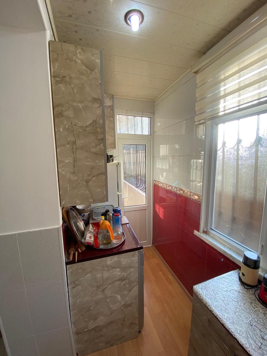Satılır 2 otaqlı köhnə tikili 65 m² — Mənzil, Bakı (9)