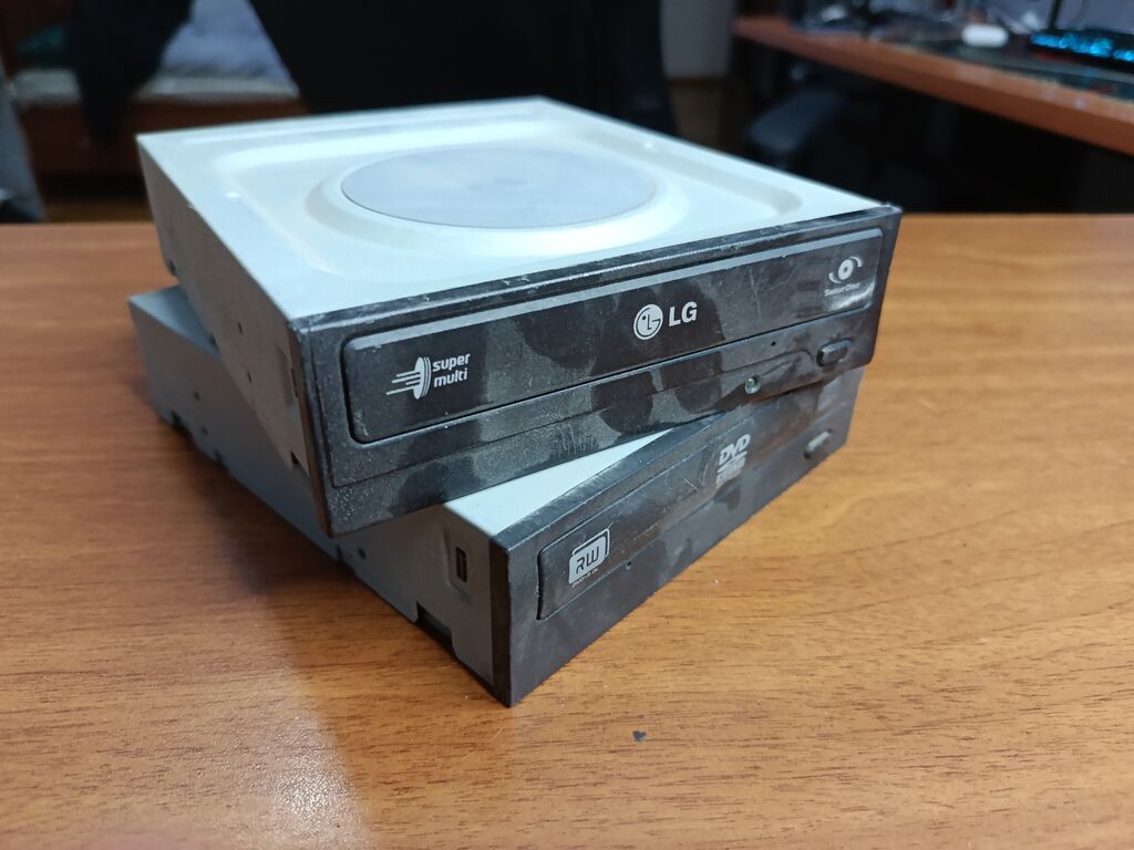 LG və digər markalı daxili optik disk sürücüləri (DVD-RW) işləyib — Digər ehtiyat hissələri, Bakı