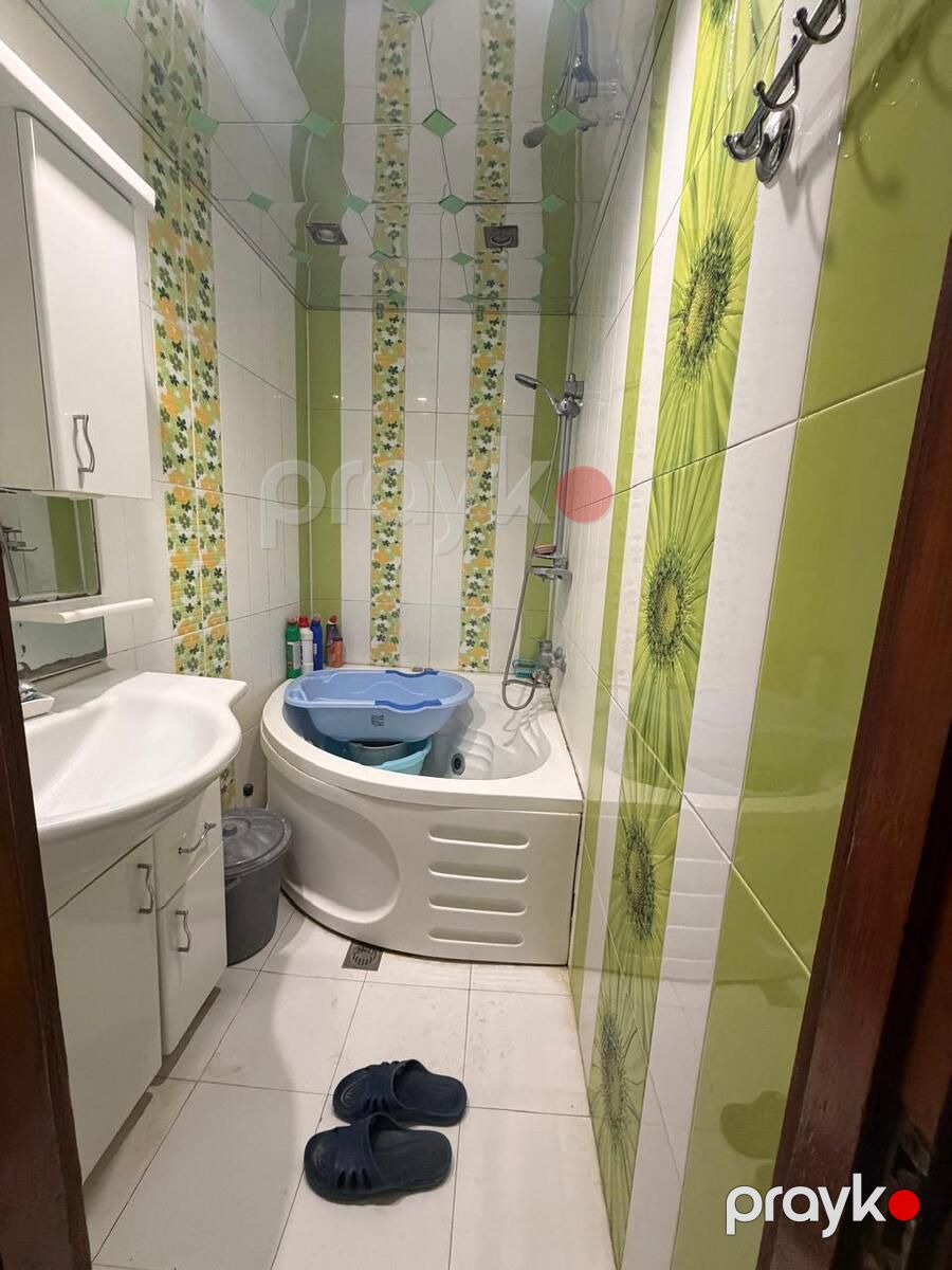 Satılır 3 otaqlı köhnə tikili 85 m² — Mənzil, Bakı (12)
